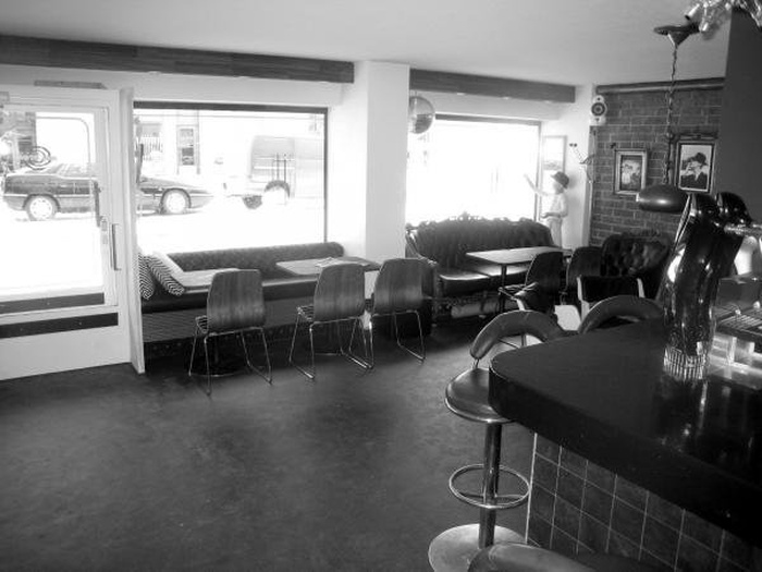 bar-molotow-bar-in-helsinki