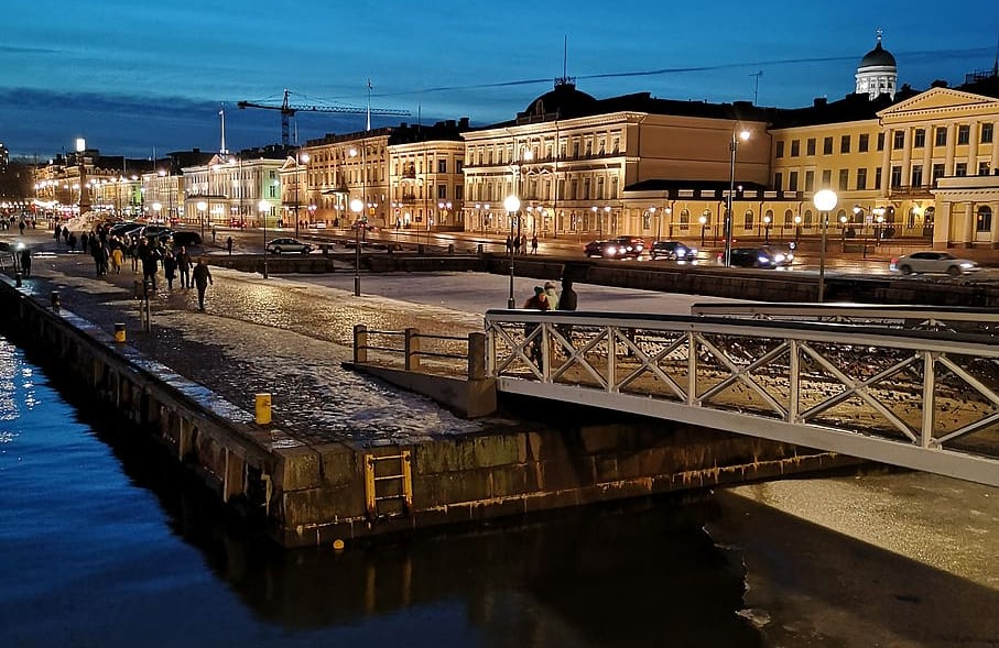 Helsinki at night