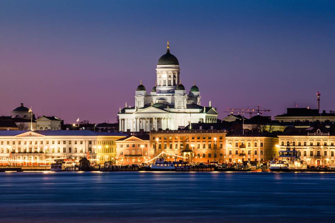 Helsinki at night