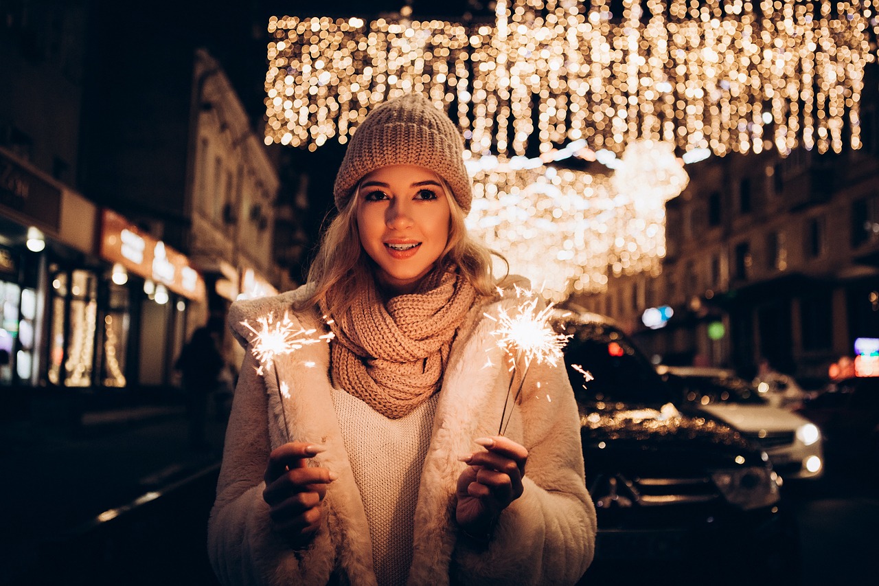 Woman with sparkler 